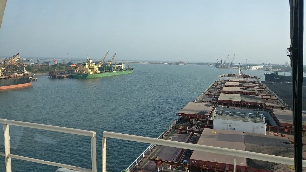 ಒಡಿಶಾ: ಕಚ್ಚಾತೈಲದ ಹಡಗಿನಲ್ಲಿ ಪಾಕ್ ಸಿಬ್ಬಂದಿ; ಪಾರಾದೀಪ್ ಬಂದರಿನಲ್ಲಿ ಹೈಅಲರ್ಟ್