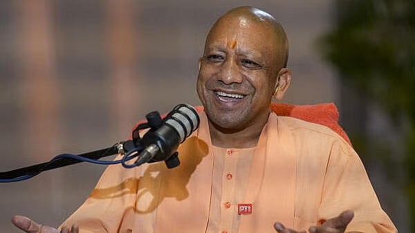 ಲಖನೌ: 'ಭಾರತ ಶೌರ್ಯ ತಿರಂಗ ಯಾತ್ರೆ'ಗೆ ಯೋಗಿ ಚಾಲನೆ 