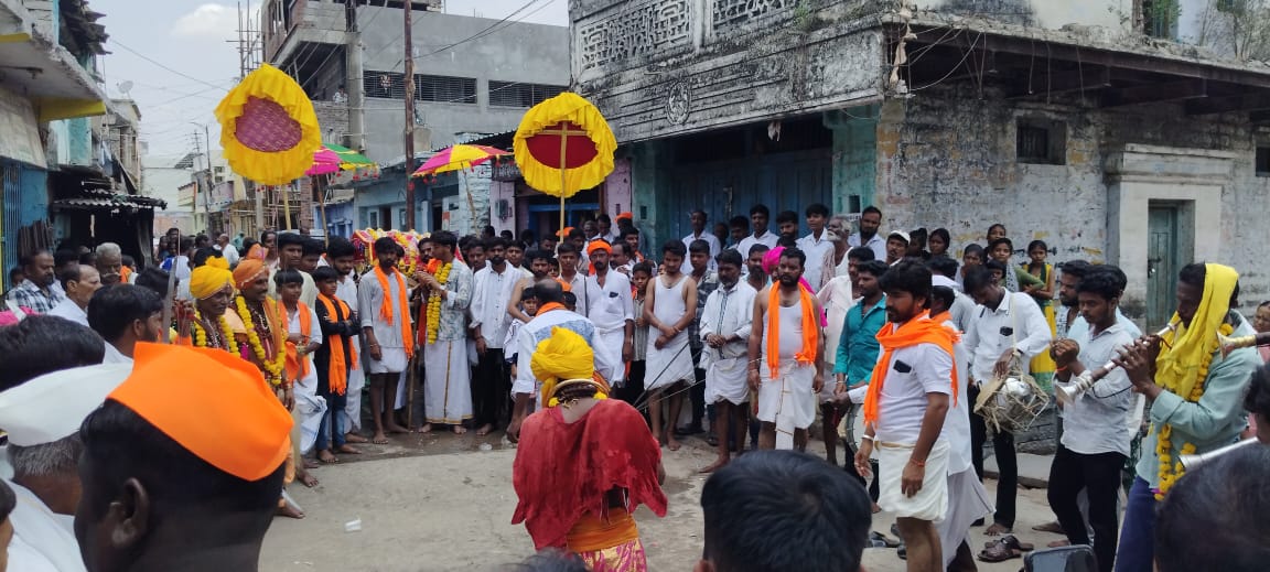 ವಚನ ಸಾಹಿತ್ಯದ ಪಲ್ಲಕ್ಕಿ ಉತ್ಸವ ಜರುಗಿತು