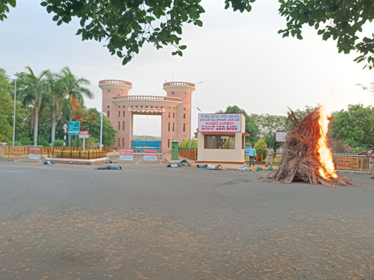 ಆಲಮಟ್ಟಿಯಲ್ಲಿ ಶನಿವಾರ ನಡೆದ ಅಣಕು ಪ್ರದರ್ಶನದ ದೃಶ್ಯ