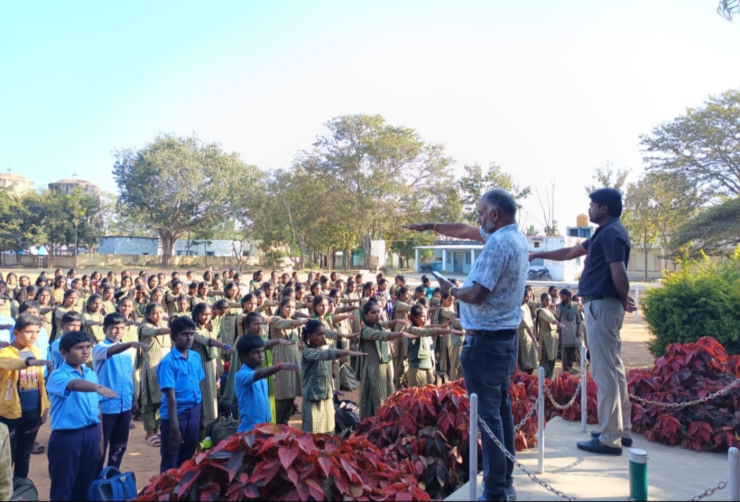 ಕ್ಯಾಲನೂರಿನ ಕರ್ನಾಟಕ ಪಬ್ಲಿಕ್ ಶಾಲೆ