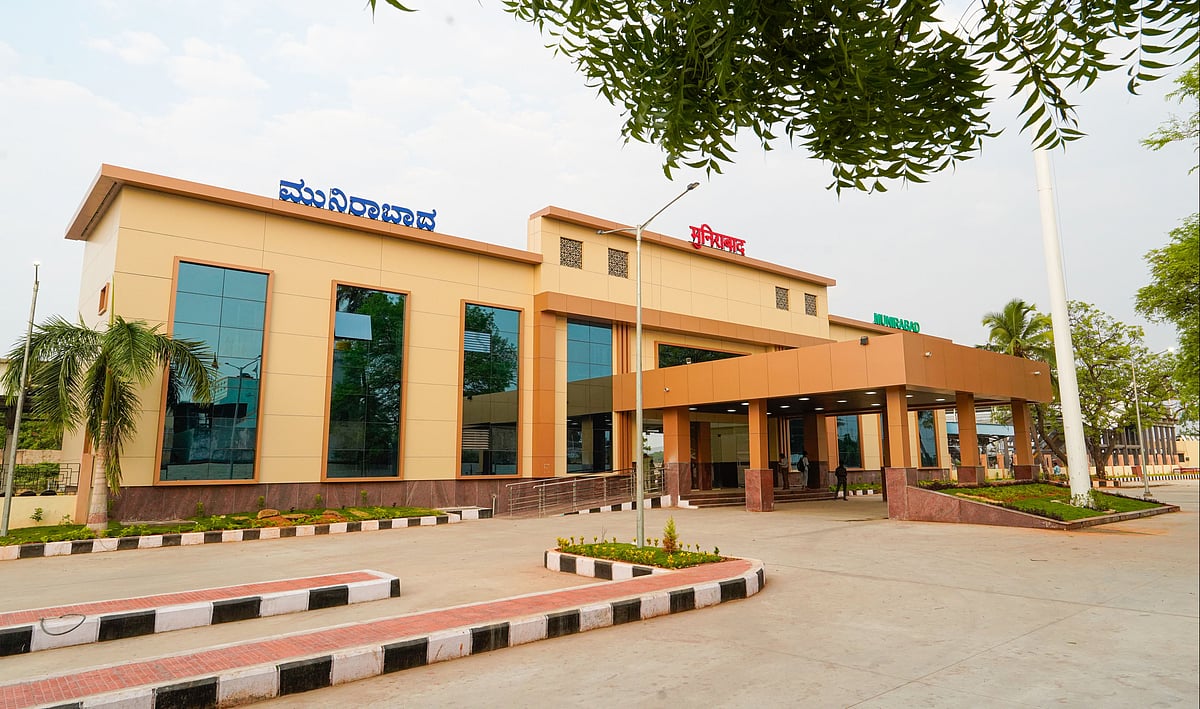 ಕೊಪ್ಪಳ: ಹೈಟೆಕ್‌ ರೈಲು ನಿಲ್ದಾಣ ನಾಳೆ ಲೋಕಾರ್ಪಣೆ 