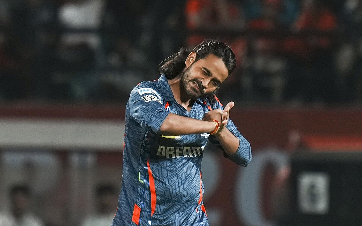 IPL | ದುಬಾರಿ ಆದ 'ನೋಟ್‌ಬುಕ್‌' ಸಂಭ್ರಮ: ಒಂದು ಪಂದ್ಯಕ್ಕೆ ದಿಗ್ವೇಶ್‌ ಅಮಾನತು