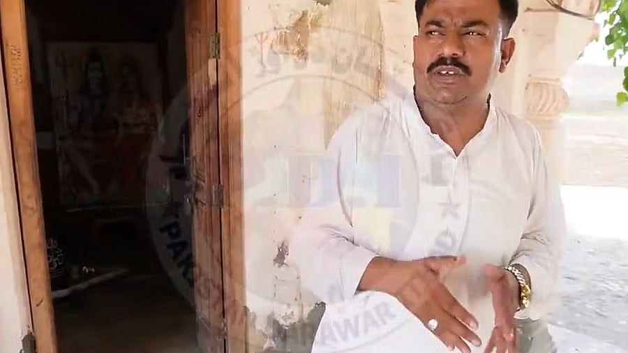 ಪಾಕಿಸ್ತಾನದಲ್ಲಿ 100 ವರ್ಷಗಳಷ್ಟು ಹಳೆಯ ದೇಗುಲ ಅತಿಕ್ರಮಣ: ಹಿಂದೂ ನಾಯಕ