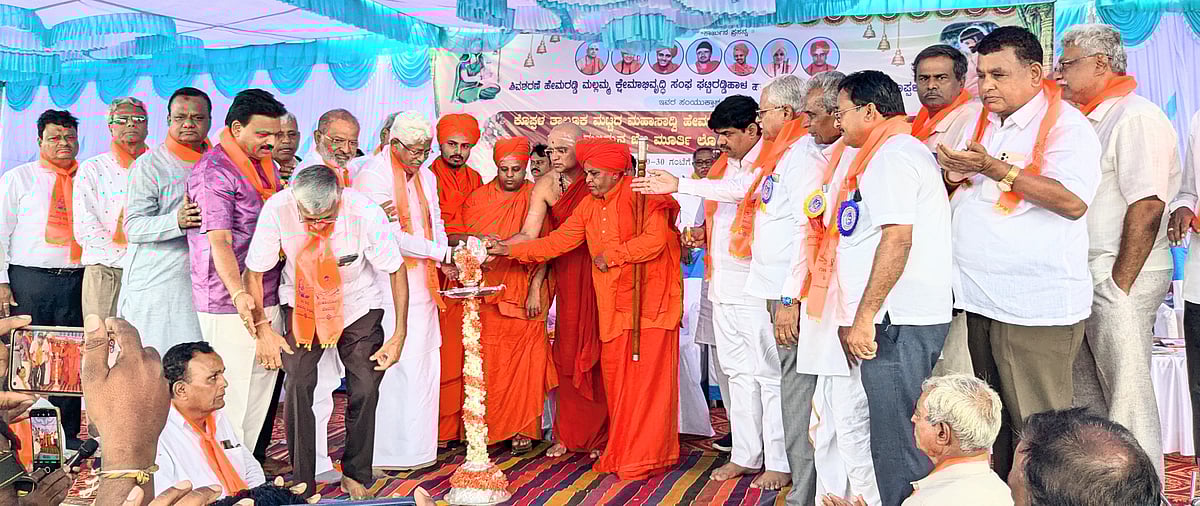 ಅಳವಂಡಿ: ‘ಸಾಧಕರನ್ನು ಸೃಷ್ಟಿಸುವ ಶಕ್ತಿ ಮಲ್ಲಮ್ಮ ತಾಯಿ’