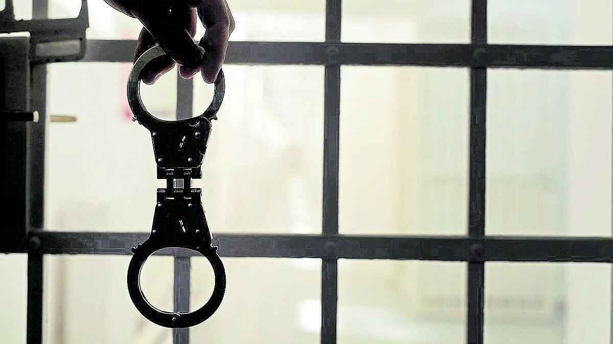 ಟ್ರಕ್‌ ಸಹಾಯಕನ ಅಪಹರಣ ಪ್ರಕರಣ: ಪೂಜಾ ಖೇಡ್ಕರ್‌ ತಂದೆಯ ಕಾರು ಚಾಲಕ ಬಂಧನ