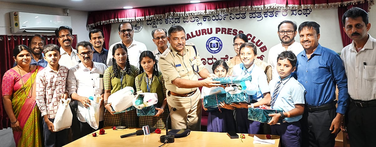 ಕುತ್ಲೂರು: ಶಾಲಾ ಮಕ್ಕಳಿಗೆ ನೋಟ್ ಬುಕ್ ವಿತರಣೆ