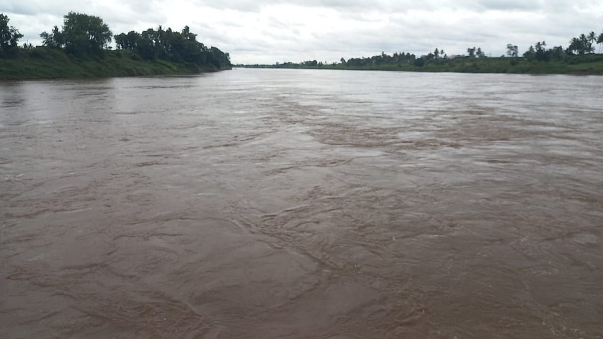ಅಕಾಲಿಕ ಮಳೆ: ಕೃಷ್ಣಾ ನದಿಗಳಲ್ಲಿ 4 ಅಡಿ ಏರಿದ ನೀರು