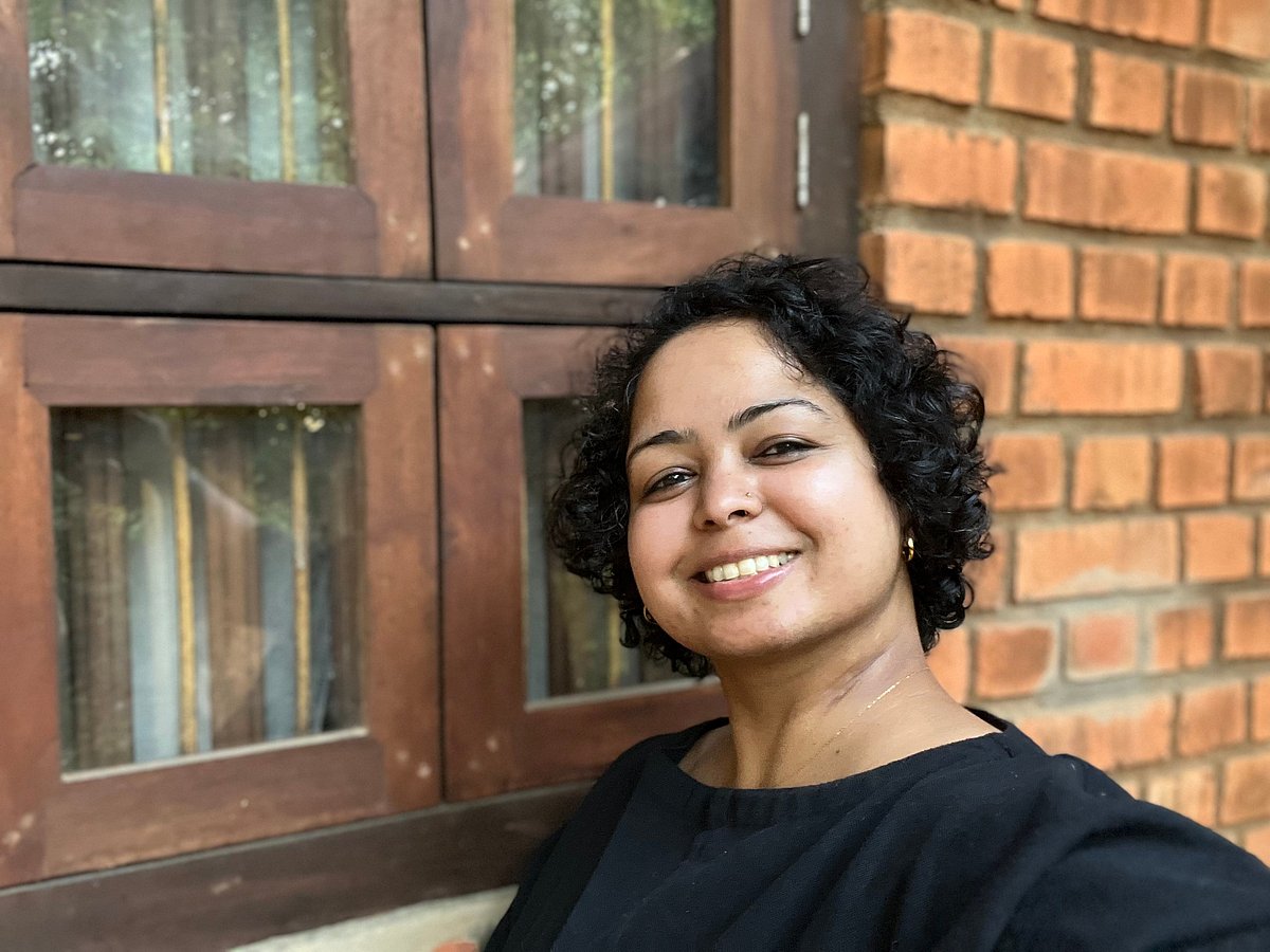 ಕನ್ನಡದ ದೀಪ: ಅನುವಾದವೂ ಸ್ವತಂತ್ರ ಪಠ್ಯ...