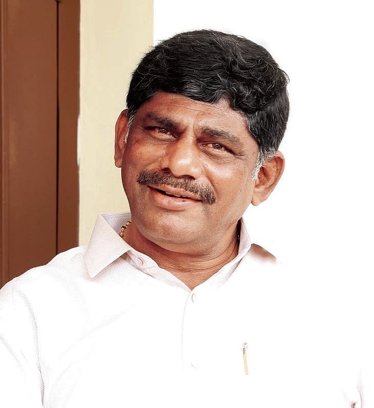 ಪಂಚಾಯಿತಿ ಅಧ್ಯಕ್ಷರೇ ಅಧಿಕಾರ ಬಿಡಾಕಿಲ್ಲ, ಇನ್ನು, CM ಸ್ಥಾನ ಸುಲಭವೇ? DK ಸುರೇಶ್