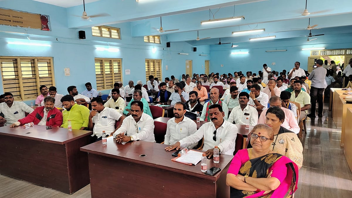 ಹಾವೇರಿ: ಪರಿಶಿಷ್ಟರಿಗೆ ಕ್ಷೌರ ಮಾಡಲು ನಿರಾಕರಣೆ