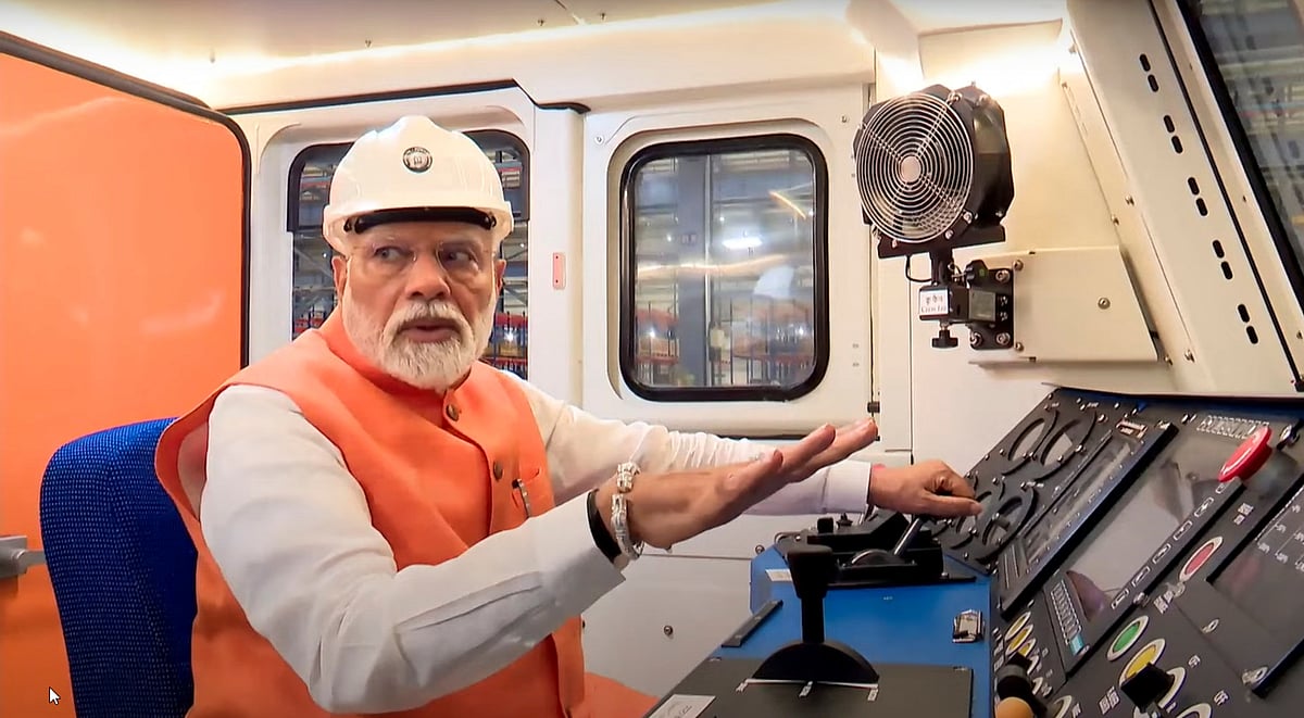 ನಮ್ಮ ಸಹೋದರಿಯರ ‘ಸಿಂಧೂರ’ ಅಳಿಸಲು ಬಂದವರ ಅಂತ್ಯ ಖಚಿತ: ಪ್ರಧಾನಿ ಮೋದಿ ಗುಡುಗು