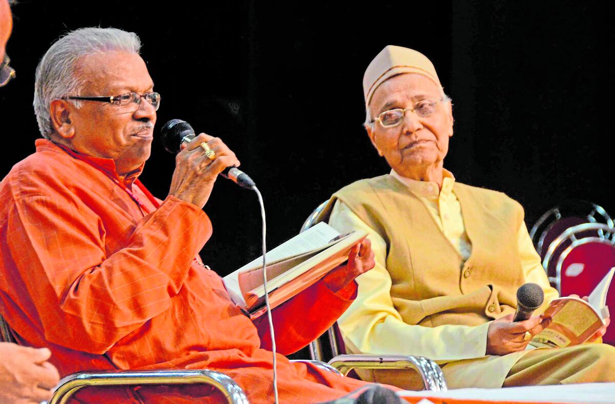 ದಿಗ್ಗಜರ ಸಮಾಗಮ... ಕವಿ ಚನ್ನವೀರ ಕಣವಿ ಜತೆ...