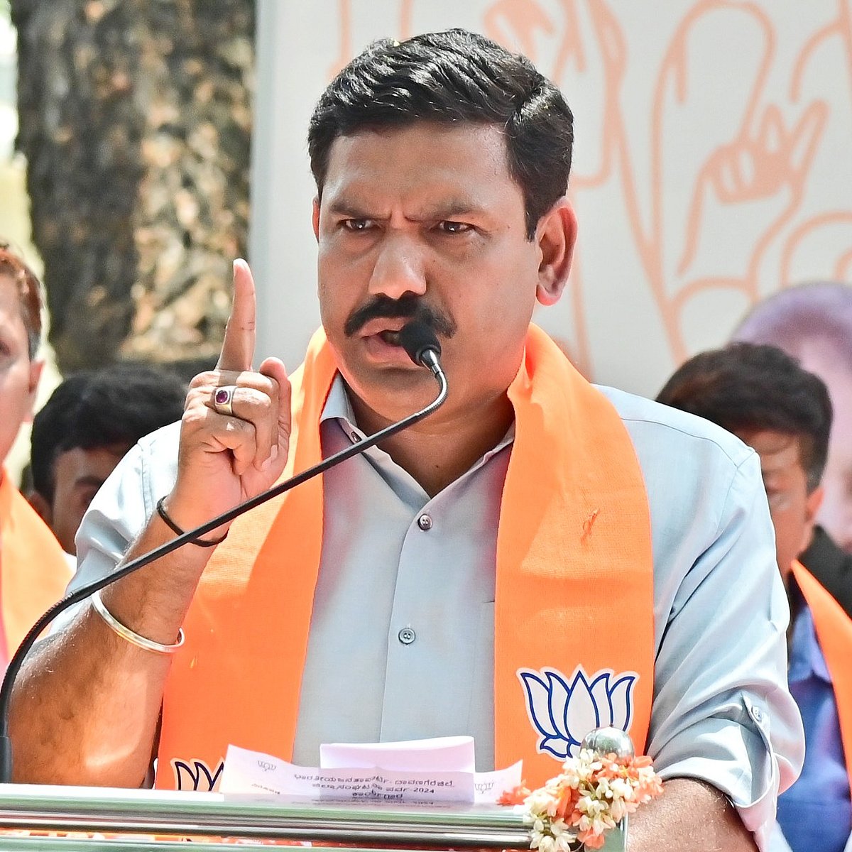 ಅಲ್ಪಸಂಖ್ಯಾತರ ಓಲೈಕೆಗೆ ಕಾಂಗ್ರೆಸ್‌ ಸರ್ಕಾರ ತಕ್ಕ ಬೆಲೆ ತೆರಬೇಕಾಗುತ್ತದೆ: BYV