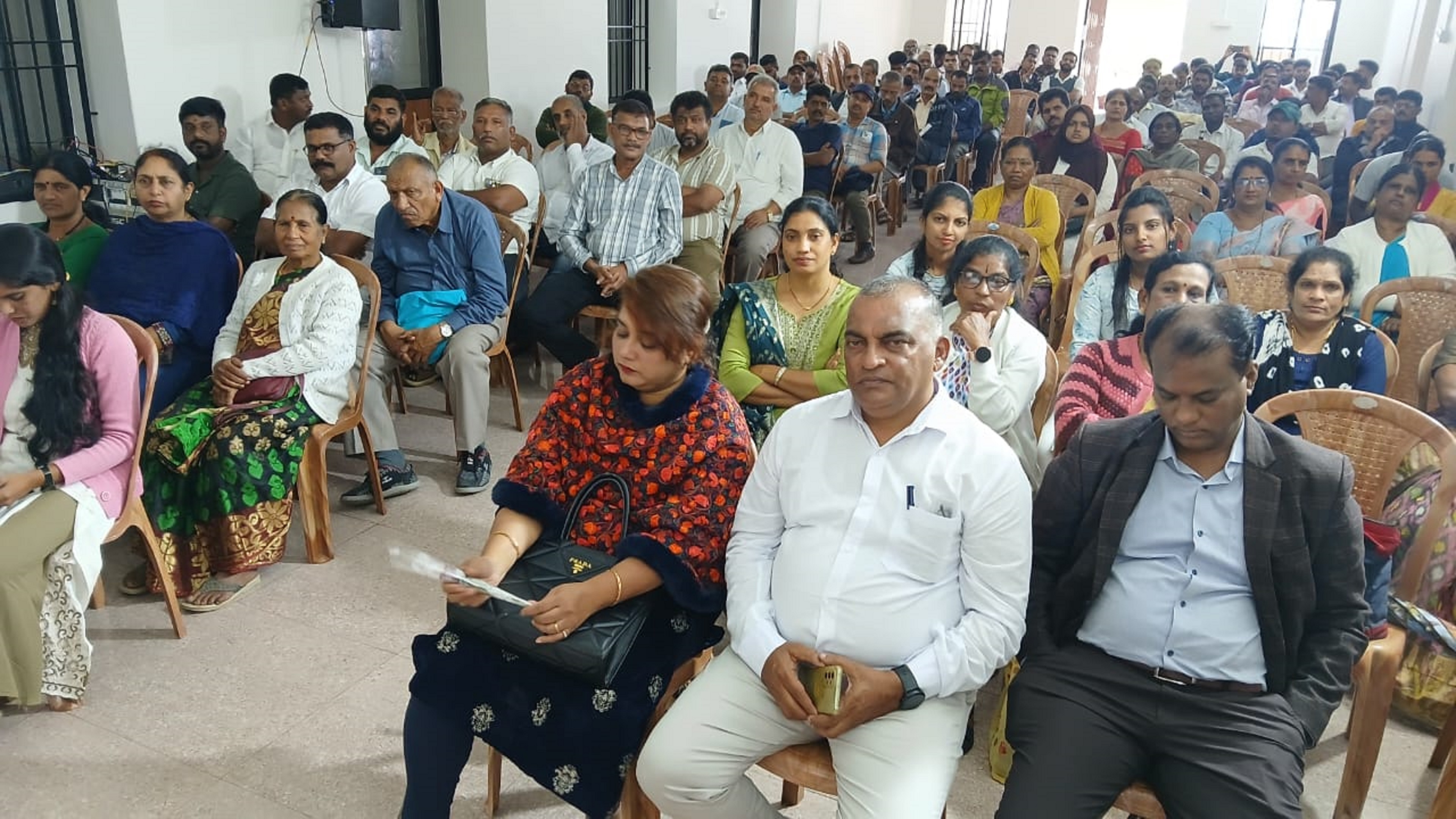 ಕಾರ್ಯಕ್ರಮದಲ್ಲಿ ಭಾಗವಹಿಸಿದ್ದ ಸಭಿಕರು