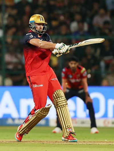 ಟಿಮ್‌ ಡೇವಿಡ್‌: 50 ರನ್‌ vs ಪಂಜಾಬ್‌ ಕಿಂಗ್ಸ್‌ (ಮಳೆಯಿಂದಾಗಿ 14 ಓವರ್‌ಗಳಿಗೆ ಕಡಿತಗೊಂಡಿದ್ದ ಈ ಪಂದ್ಯದಲ್ಲಿ ಆರ್‌ಸಿಬಿ ಸೋಲು ಕಂಡಿತ್ತು)