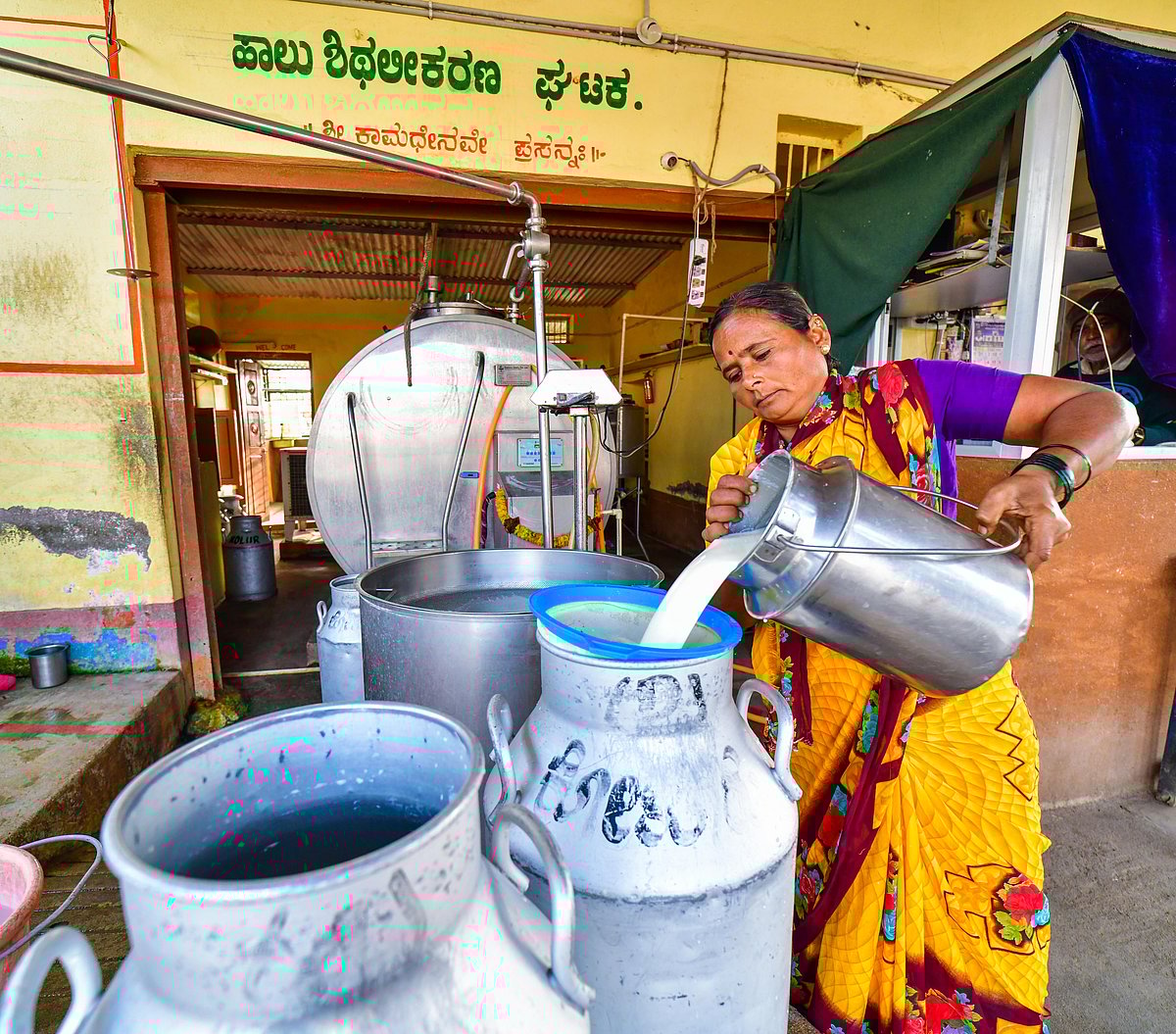 ಕೆಎಂಎಫ್‌: ಕೋಟಿ ಲೀಟರ್ ದಾಟಿದ ಹಾಲು ಸಂಗ್ರಹ