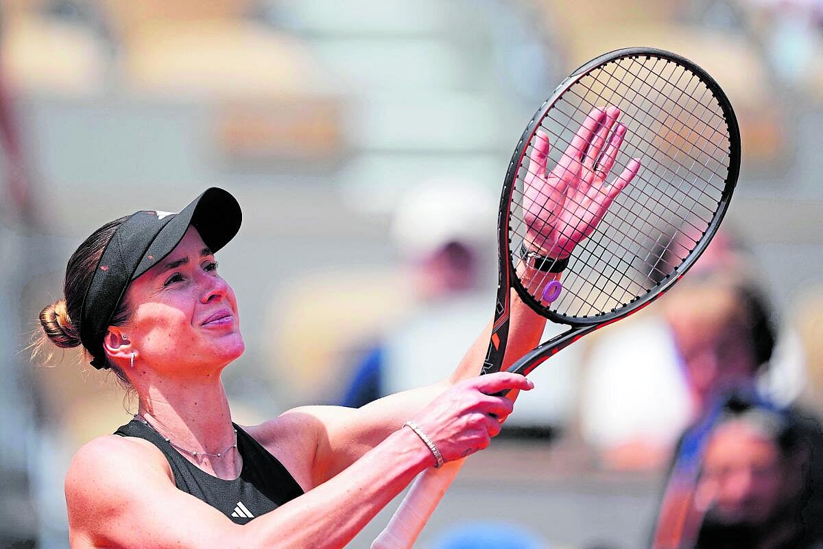 ಫ್ರೆಂಚ್‌ ಓಪನ್‌ ಟೆನಿಸ್‌ ಟೂರ್ನಿ: ಜಾಸ್ಮಿನ್‌ ಪಾವೊಲಿನಿಗೆ ಎಲಿನಾ ಆಘಾತ