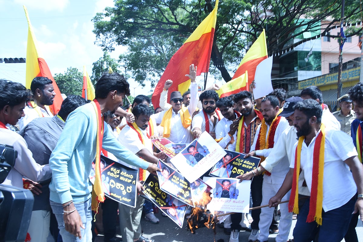 ತಮಿಳು ಸಂಸ್ಕೃತಿ ರಾಜ್ಯಕ್ಕೆ ಬರಲು ಕಾರಣ ಯಡಿಯೂರಪ್ಪ: ವಾಟಾಳ್ ನಾಗರಾಜ್ ಕಿಡಿ