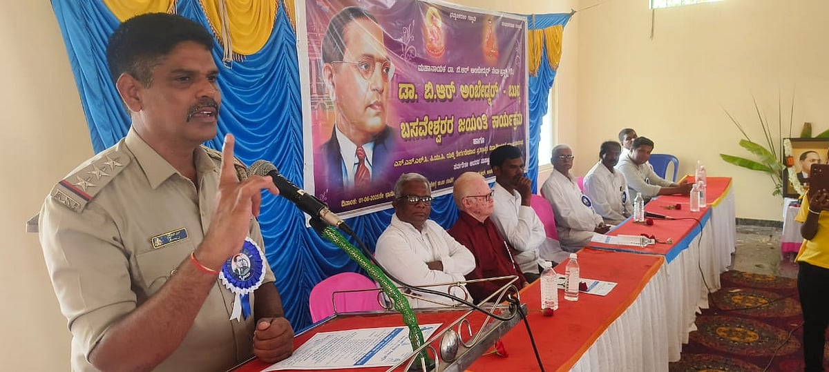 ವಿಶ್ವವೇ ಒಪ್ಪಿದ ಜ್ಞಾನದ ಸಂಕೇತ ಅಂಬೇಡ್ಕರ್: ಇನ್ಸ್‌ಪೆಕ್ಟರ್‌ ಆನಂದ್‌