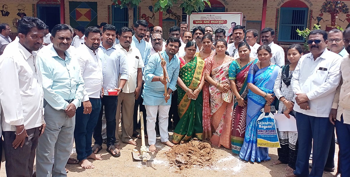 ಮುಂಡರಗಿ | ಪ್ರತ್ಯೇಕ ನೀರಿನ ಘಟಕ ಸ್ಥಾಪನೆಗೆ ಕ್ರಮ: ಶಾಸಕ ಚಂದ್ರು ಲಮಾಣಿ ಭರವಸೆ