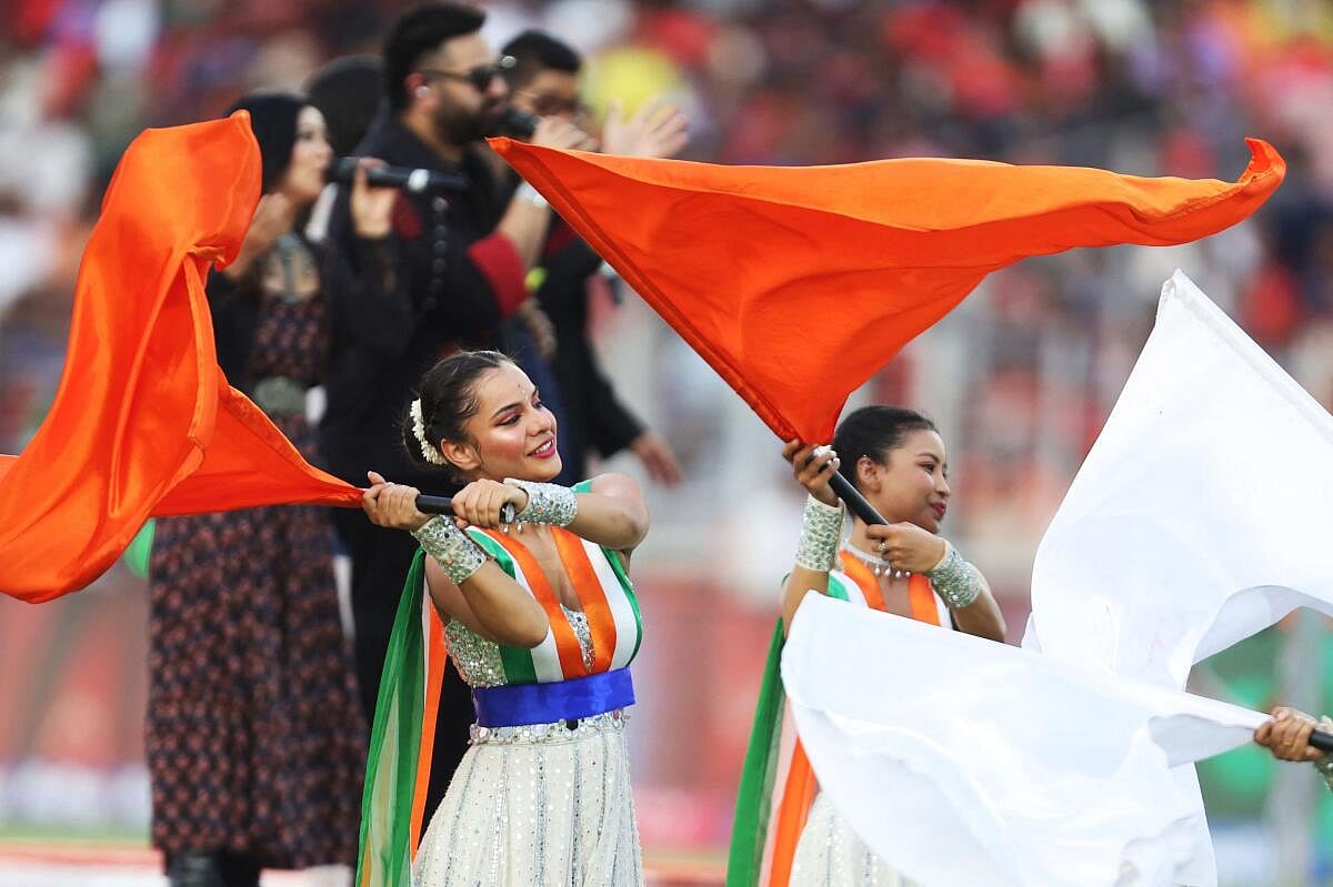 PHOTOS | IPL Final: ಸೇನಾಪಡೆಗೆ ವಿಶೇಷ ಗೌರವ, ವಿರಾಟ್ ಪ್ರಮುಖ ಆಕರ್ಷಣೆ