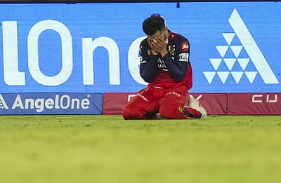 ವಿರಾಟ್‌ ಕೊಹ್ಲಿ ಭಾವುಕರಾದ ಕ್ಷಣ