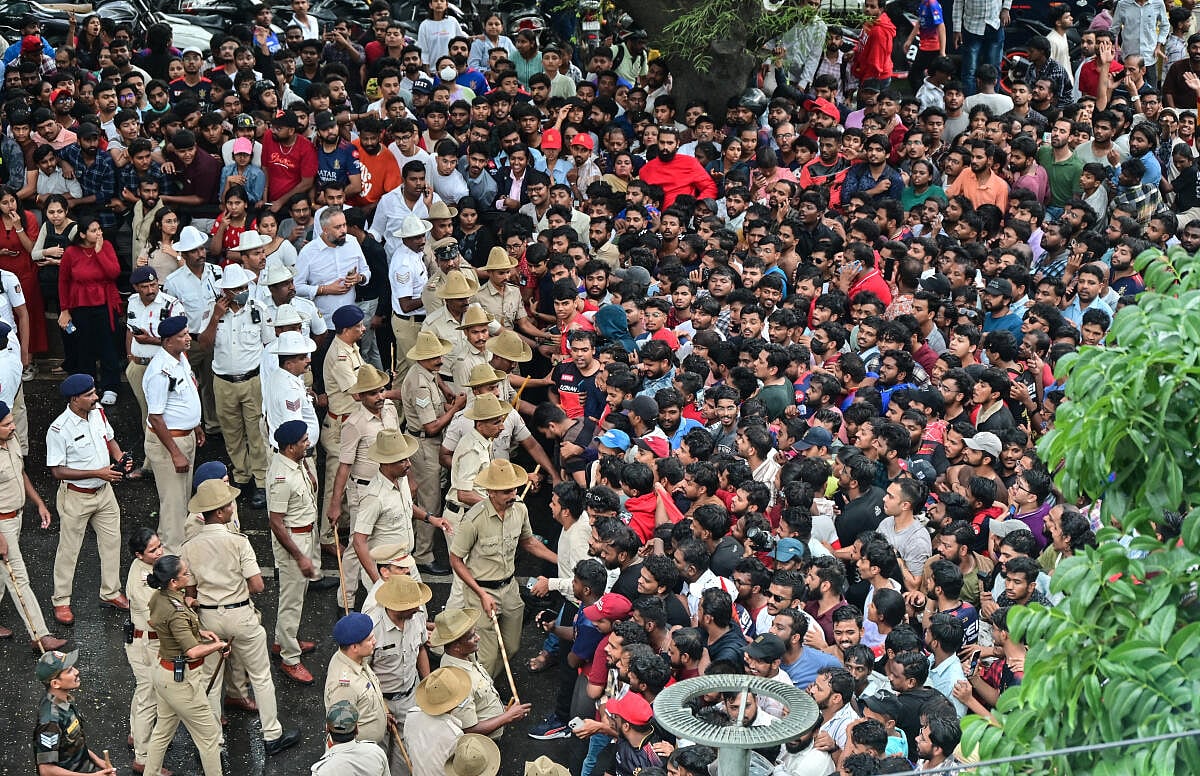 ‘ಜಂಗುಳಿ...ಮಾಡೋದೇನು?’: ಅಳಲು ತೋಡಿಕೊಂಡ ಗೃಹ ರಕ್ಷಕ ದಳದ ಸಿಬ್ಬಂದಿ