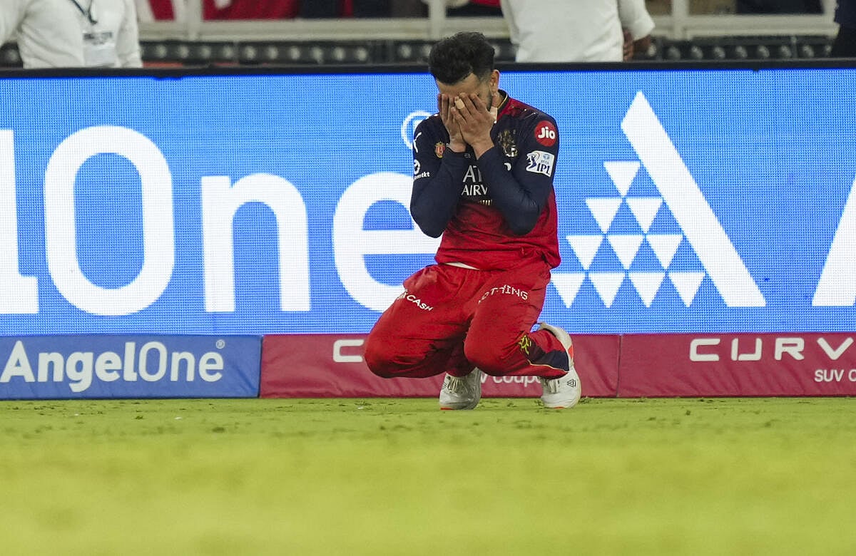 18 ವರ್ಷಗಳ ಕಾಯುವಿಕೆ; ಕೊನೆಗೂ ಕಪ್‌ಗೆ ಮುತ್ತಿಟ್ಟ ಕೊಹ್ಲಿ; ಭಾವುಕ ಕ್ಷಣ