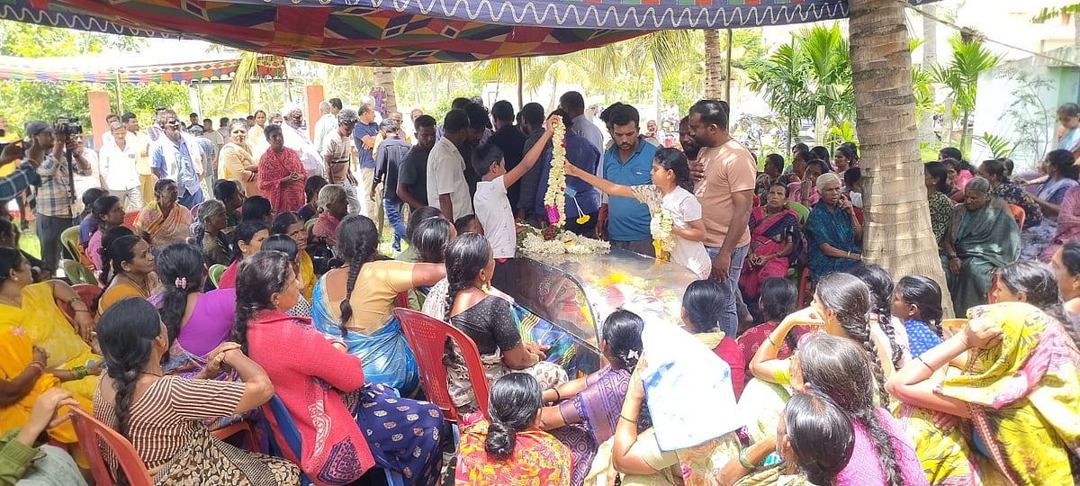 ಕಾಲ್ತುಳಿತ ಪ್ರಕರಣ |ಮದುವೆ ಸಿದ್ಧತೆಯಲ್ಲಿದ್ದ ಪೂರ್ಣಚಂದ್ರ: ನನಸಾಗದ ಪೋಷಕರ ಕನಸು 