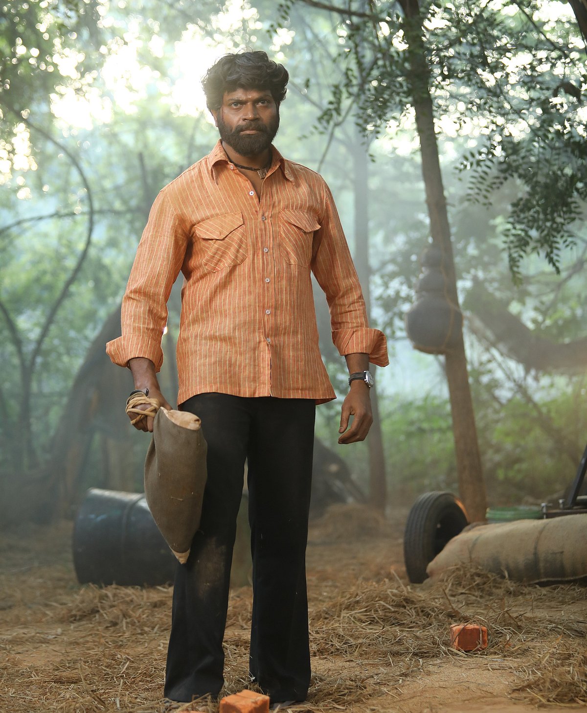 ‘ಮಾದೇವ’ ಸಿನಿಮಾ ವಿಮರ್ಶೆ: ನಟನೆಯ ಸಾಮರ್ಥ್ಯ ಪ್ರದರ್ಶಿಸಿದ ವಿನೋದ್‌, ಶ್ರುತಿ