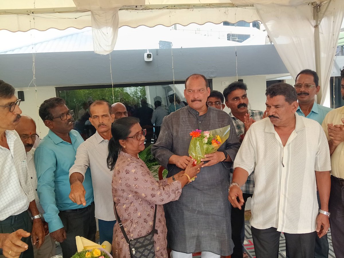 ಮಂಗಳೂರು: ನಿವೃತ್ತ ಸರ್ಕಾರಿ ನೌಕರರ ವೇದಿಕೆ ಗೌರವಾಧ್ಯಕ್ಷರಾಗಿ ಐವನ್ ಆಯ್ಕೆ