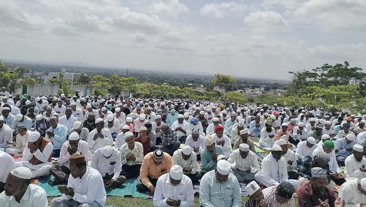 ಬಕ್ರೀದ್ ಹಬ್ಬ: ಸಾಮೂಹಿಕ ಪ್ರಾರ್ಥನೆ