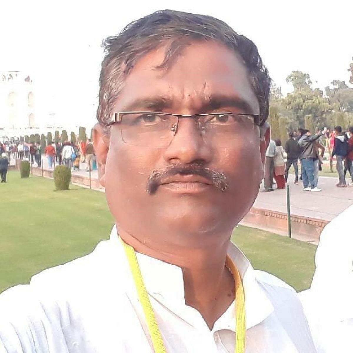 ಬಸ್ ನಿಲ್ದಾಣಗಳಲ್ಲಿ ಸ್ವಚ್ಛತೆಗೆ ಪ್ರಯಾಣಿಕರು ಕೈಜೋಡಿಸಿ: ನಾರಾಯಣಪ್ಪ ಕುರುಬರ