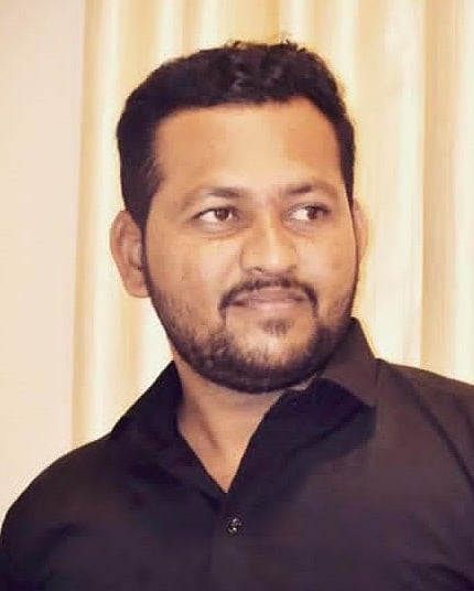 ಹತ್ತಿಕುಣಿ: ವಿದ್ಯುತ್ ತಗುಲಿ ಶಾಖಾಧಿಕಾರಿ ಸಾವು