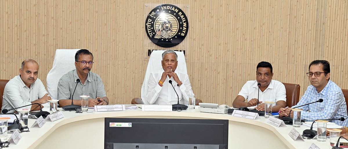 13 ರೈಲ್ವೆ ಯೋಜನೆ ಪ್ರಗತಿಯಲ್ಲಿ: ಸೋಮಣ್ಣ
