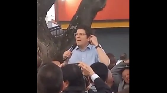 ಕೊಲಂಬಿಯಾ: ಚುನಾವಣಾ ರ್‍ಯಾಲಿಯ ವೇಳೆ ಅಧ್ಯಕ್ಷೀಯ ಅಭ್ಯರ್ಥಿ ಮೇಲೆ ಗುಂಡಿನ ದಾಳಿ!