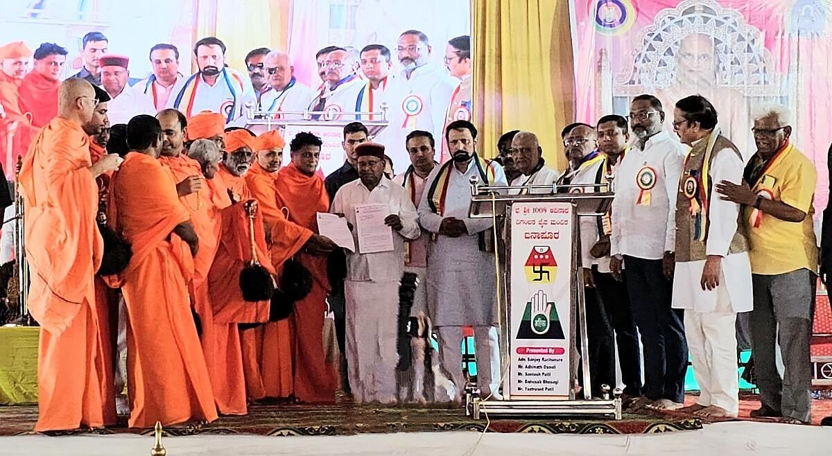 12 ತಿಂಗಳಲ್ಲಿ ಬೇಡಿಕೆ ಈಡೇರಿಸದಿದ್ದರೆ ಸಮಾಧಿ ಸಲ್ಲೇಖನ ವ್ರತ: ಗುಣಧರನಂದಿ ಮಹಾರಾಜ