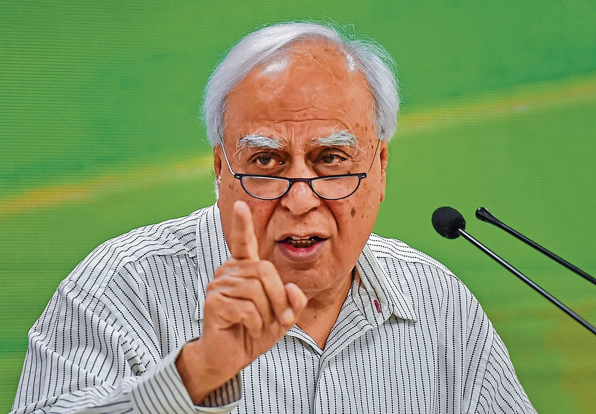 ಶೇಖರ್‌ ಯಾದವ್‌ ವಿರುದ್ಧ ಮಹಾಭಿಯೋಗ | ಕ್ರಮ ಕೈಗೊಳ್ಳದ ಧನಕರ್‌: ಸಿಬಲ್‌ ಕಿಡಿ