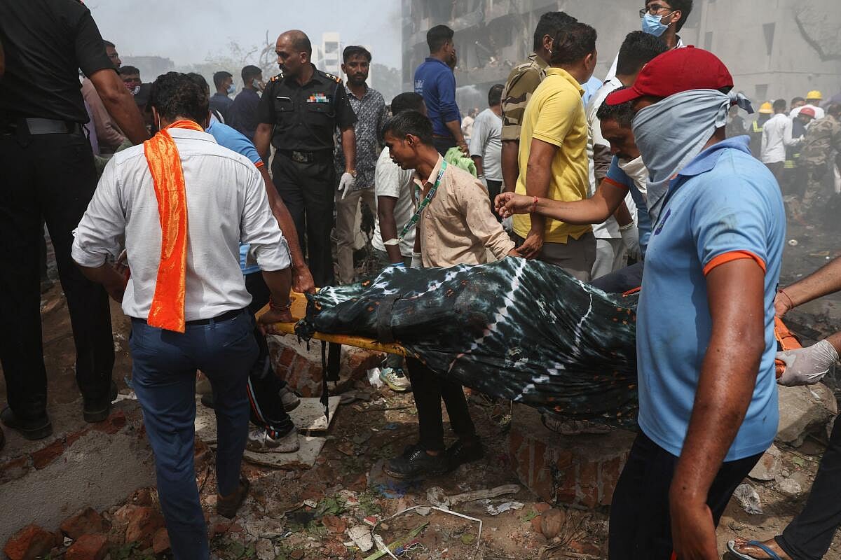 Ahmedabad Plane Crash | ಟೇಕಾಫ್ ಆದ 25 ಸೆಕೆಂಡುಗಳಲ್ಲಿ ಪತನಗೊಂಡ ಏರ್ ಇಂಡಿಯಾ‌