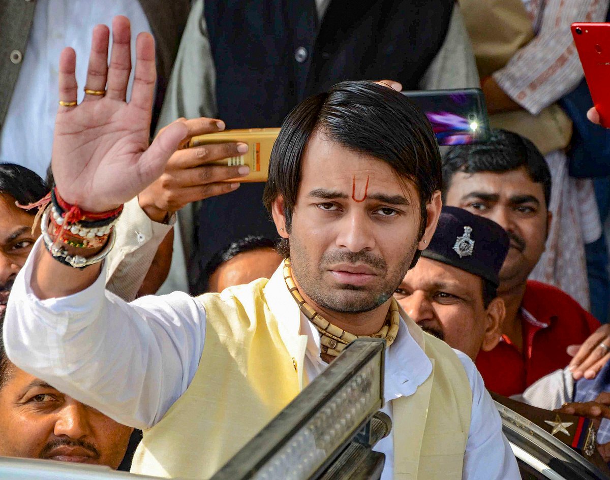 ಕಾಶಿ ವಿಶ್ವನಾಥ ದೇಗುಲದ ನಿಷೇಧಿತ ವಲಯ ಪ್ರವೇಶ: ತನಿಖೆಗೆ ಆದೇಶ 