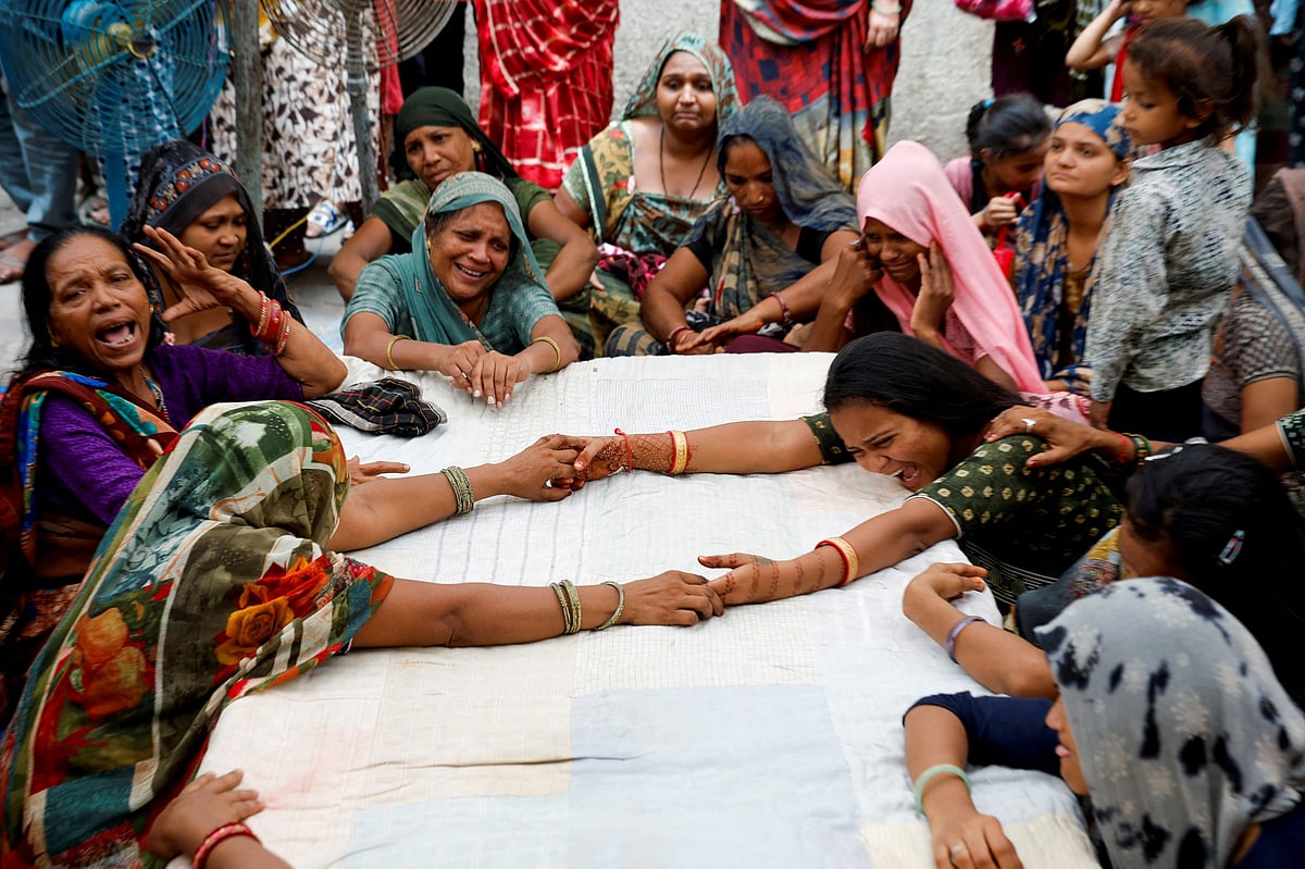 Ahmedabad Plane Crash | 87 ಸಂತ್ರಸ್ತರ ಗುರುತು ಪತ್ತೆ, 47 ಮೃತದೇಹ ಹಸ್ತಾಂತರ