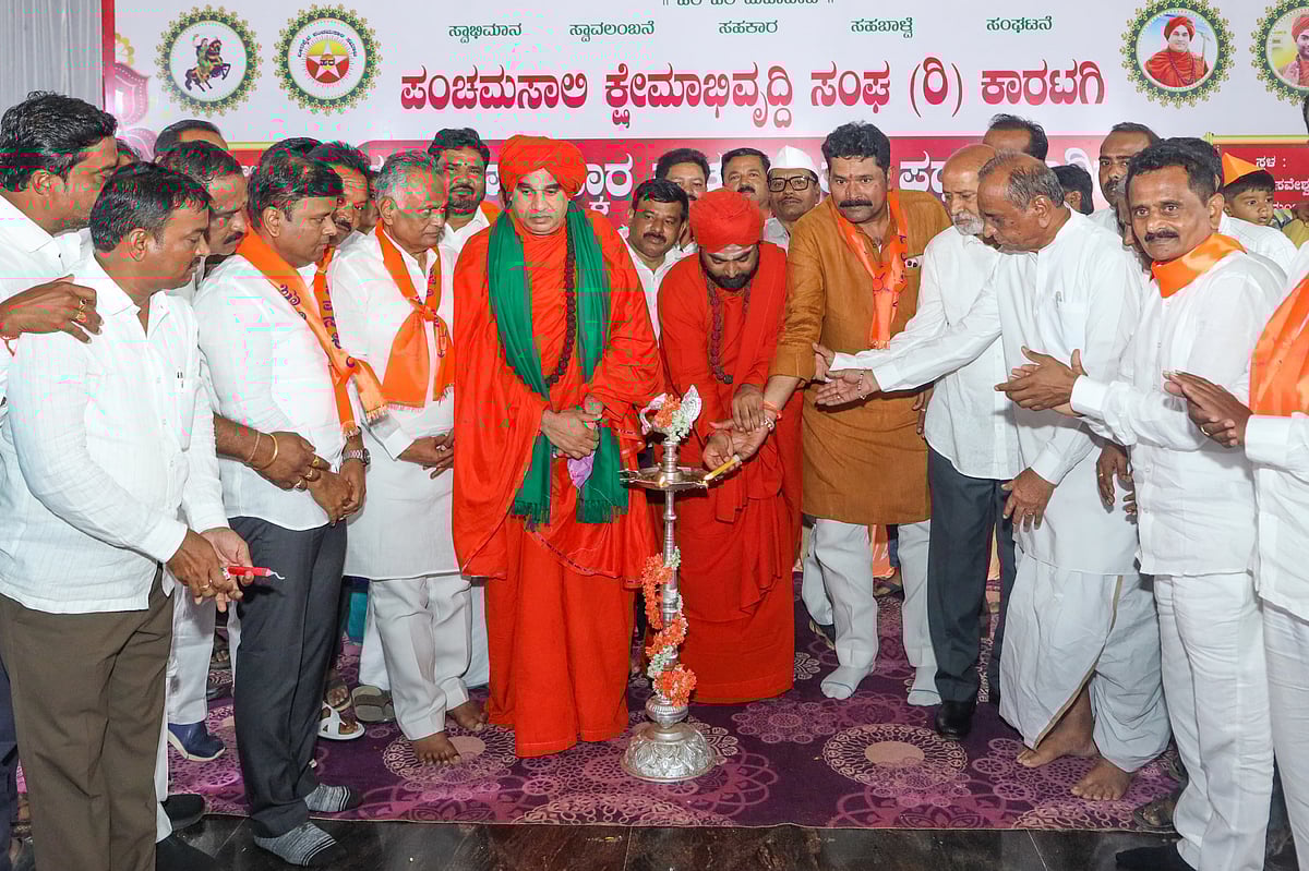 ‘ಭಿನ್ನಾಭಿಪ್ರಾಯ ಬಿಟ್ಟು ಸಮಾಜ ಸಂಘಟಿಸಿ‘: ಬಸವ ಜಯಮೃತ್ಯುಂಜಯ ಸ್ವಾಮೀಜಿ 