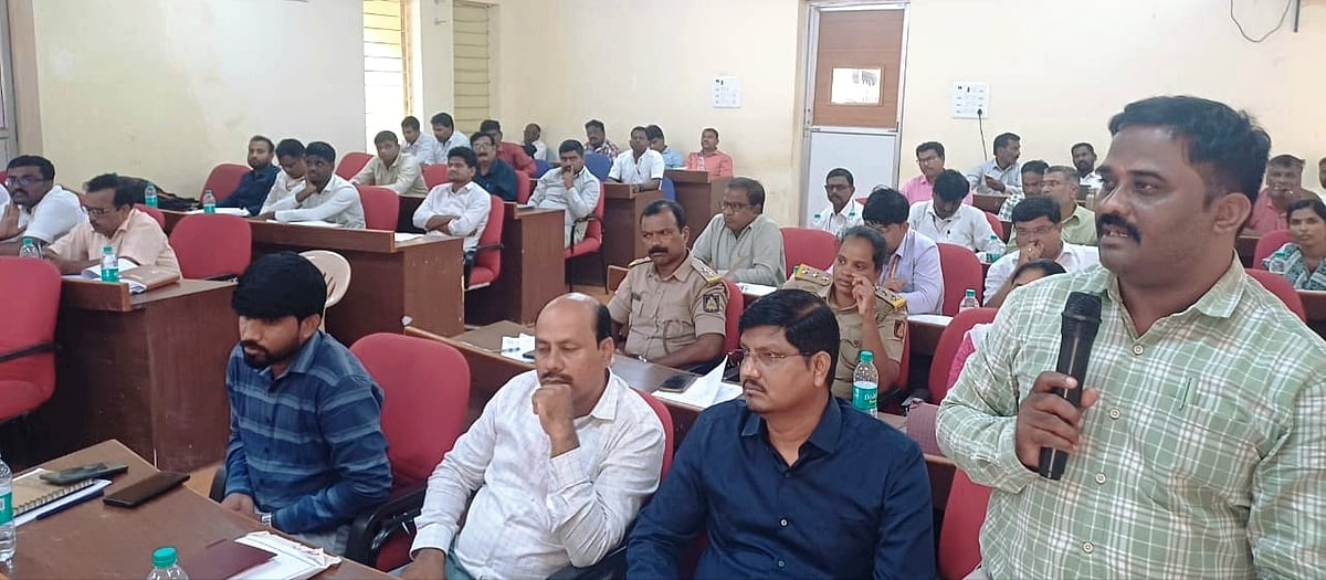 ಜಲ ಜೀವನ್ ಮಿಷನ್ ಯೋಜನೆ ಶೀಘ್ರ ಜಾರಿಗೊಳಿಸಿ: ಗಿರಿಜಾ ಶಂಕರ್‌ ಸೂಚನೆ