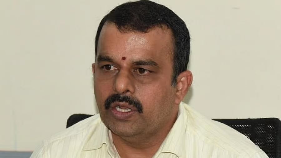 ರಾಜ್ಯ ಸರ್ಕಾರ ಬಡವರ ಪಿಂಚಣಿ ಹಣದಲ್ಲಿ ಉಳಿತಾಯ ಮಾಡಲು ಹೊರಟಿದೆ: ಸುನಿಲ್ ಕುಮಾರ್ 