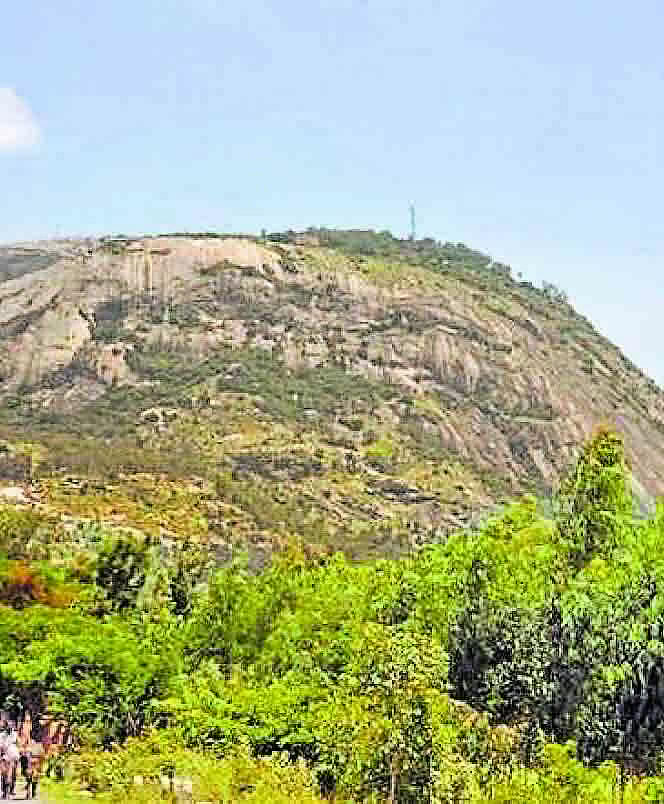 ನಂದಿಗಿರಿಧಾಮದಲ್ಲಿ ನಿಗದಿಯಾಗಿರುವ ಸಂಪುಟ ಸಭೆಯ ಮೇಲೆ ಅನಿಶ್ಚಿತತೆಯ ತೂಗುಗತ್ತಿ!