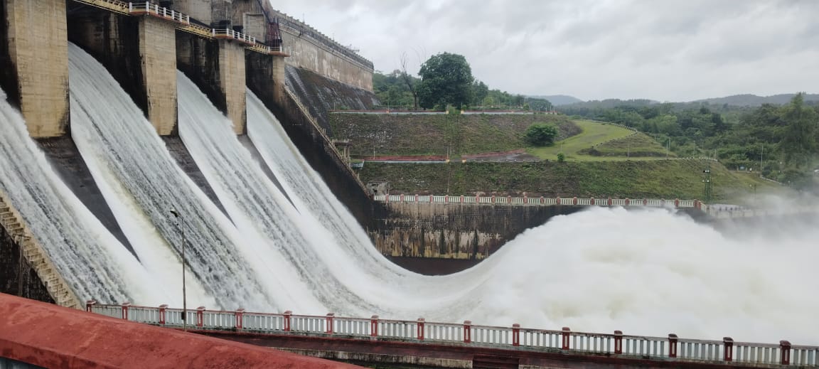 ಕುಶಾಲನಗರ | ಕೆಳಸೇತುವೆ ಮುಳುಗಡೆ, ಹಳ್ಳಿಗಳ ಸಂಪರ್ಕ ಕಡಿತ