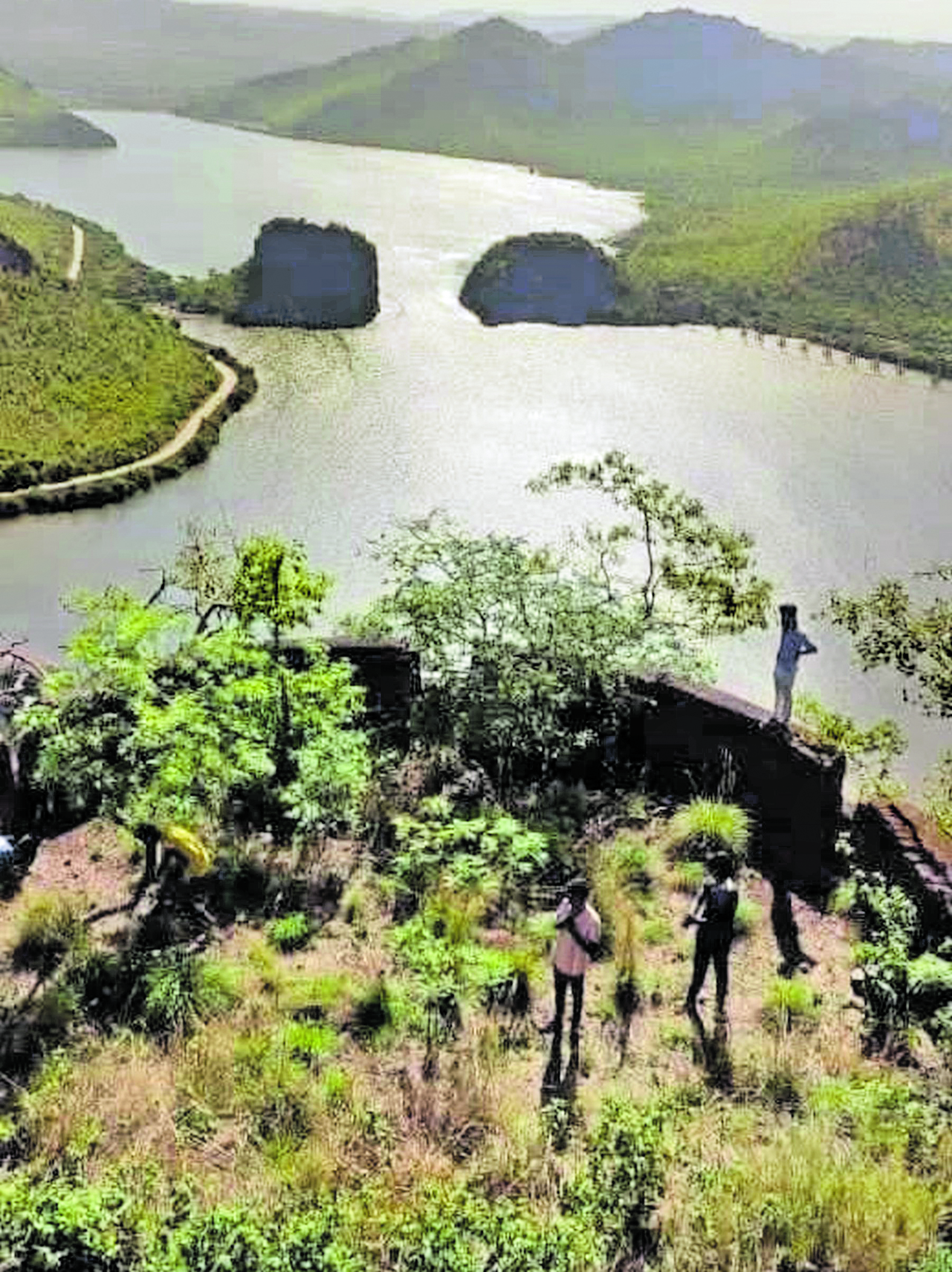 ಸಂಡೂರಿನ ನಾರಿಹಳ್ಳ ಜಲಾಶಯದ ನೋಟ