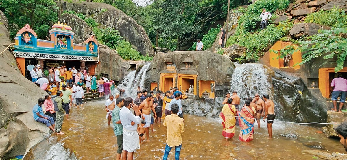 ಆಳ ಅಗಲ: ಮುಂಗಾರು ಪ್ರವಾಸ.. ಬೇಡ ದುಸ್ಸಾಹಸ!