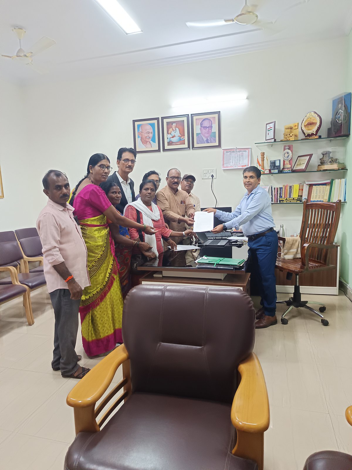 ಬಳ್ಳಾರಿ: ಕಾರ್ಮಿಕ ಸೇವೆಗಳ ಸಹಕಾರ ಸಂಘ ರಚಿಸಲು ಆಗ್ರಹ 